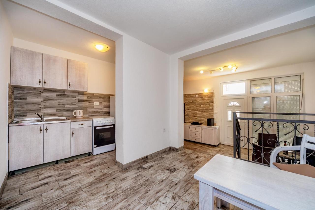 Apartmani Lira سوتوموري المظهر الخارجي الصورة